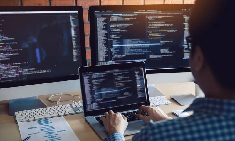 数据科学选型:R与Python如何赋能夏邑县网站建设?